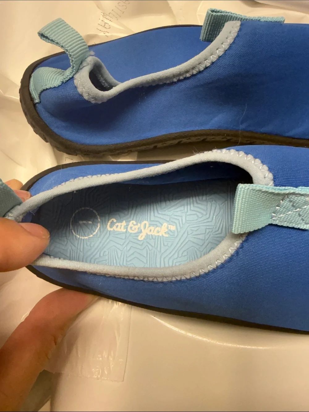 Cat & Jack Water Shoes - Slip-On Comfort